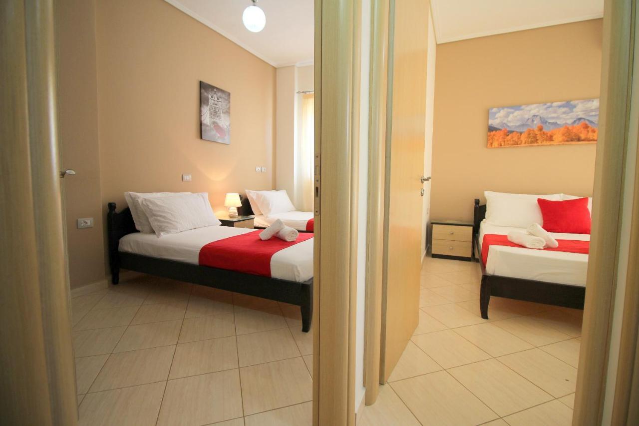 Centrum Hotel Ksamil Buitenkant foto